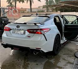 تۆیۆتا کامری